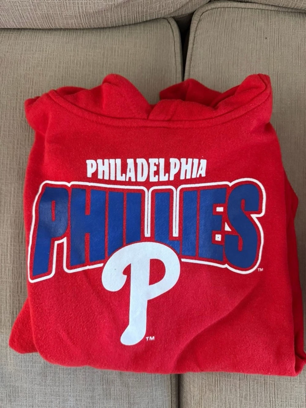 MLB Philadelphia Phillies Red & Blue Kids Hoodie with White 'P' Logo